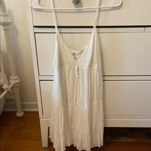 White Sleeveless Dress